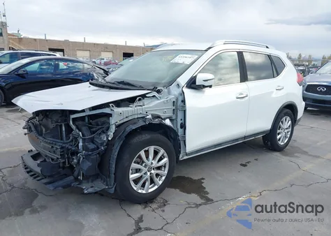 2017 Nissan Rogue Sv z USA, uszkodzony, nr VIN 5N1AT2MN9HC774797